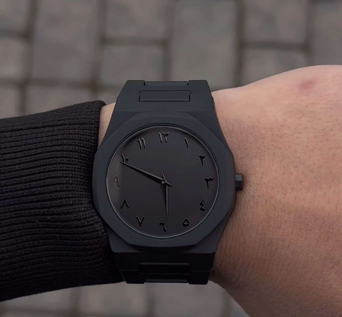 Arabic Aura Stylish Slim Business Watch with Arabic Numeric Dial - Link Lift Shop